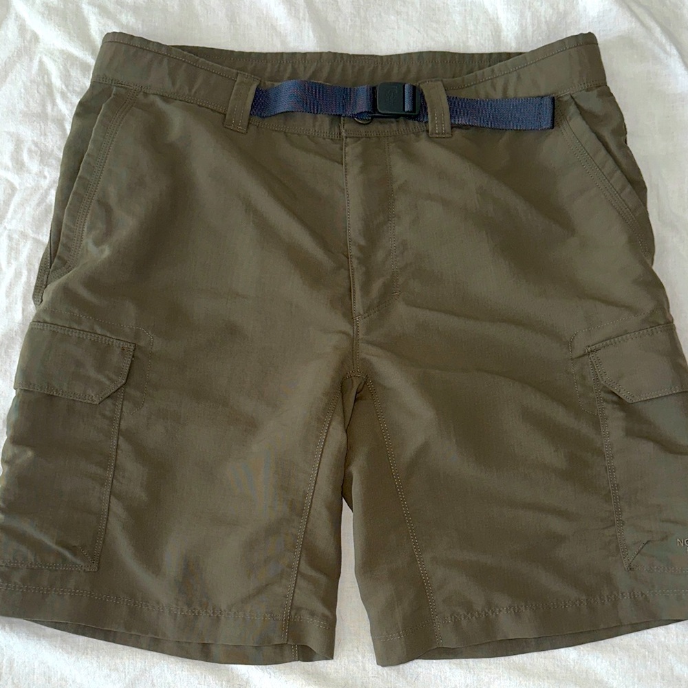 Bundle of TWO men's North Face nylon hiking shorts - 34